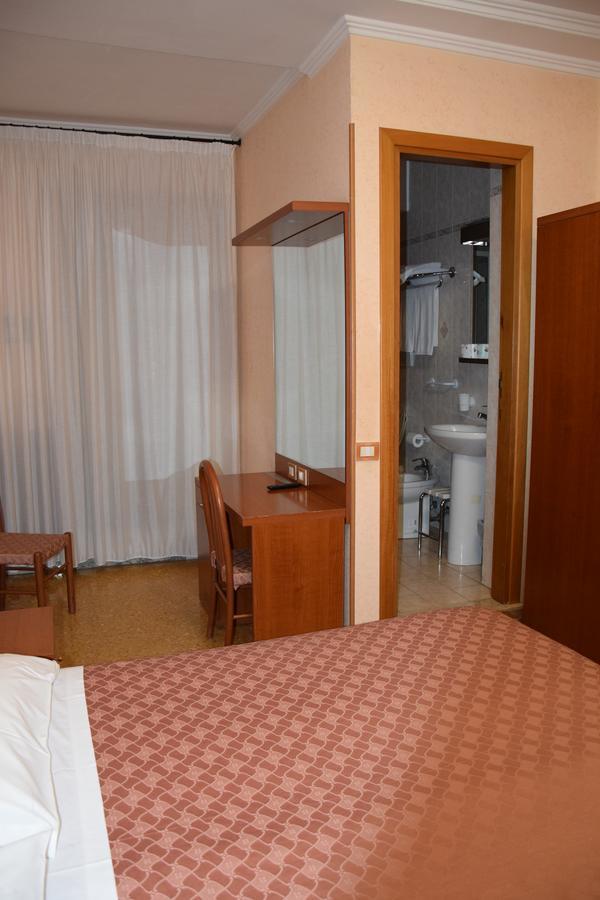 Hotel Bruna Řím Exteriér fotografie